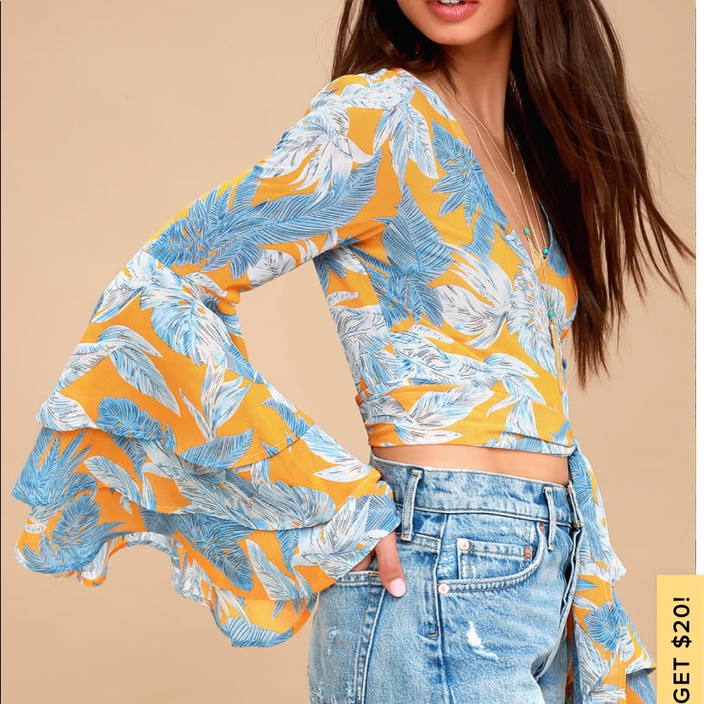 NWOT Lulus Cabana Queen Golden Tie-front Crop Top
